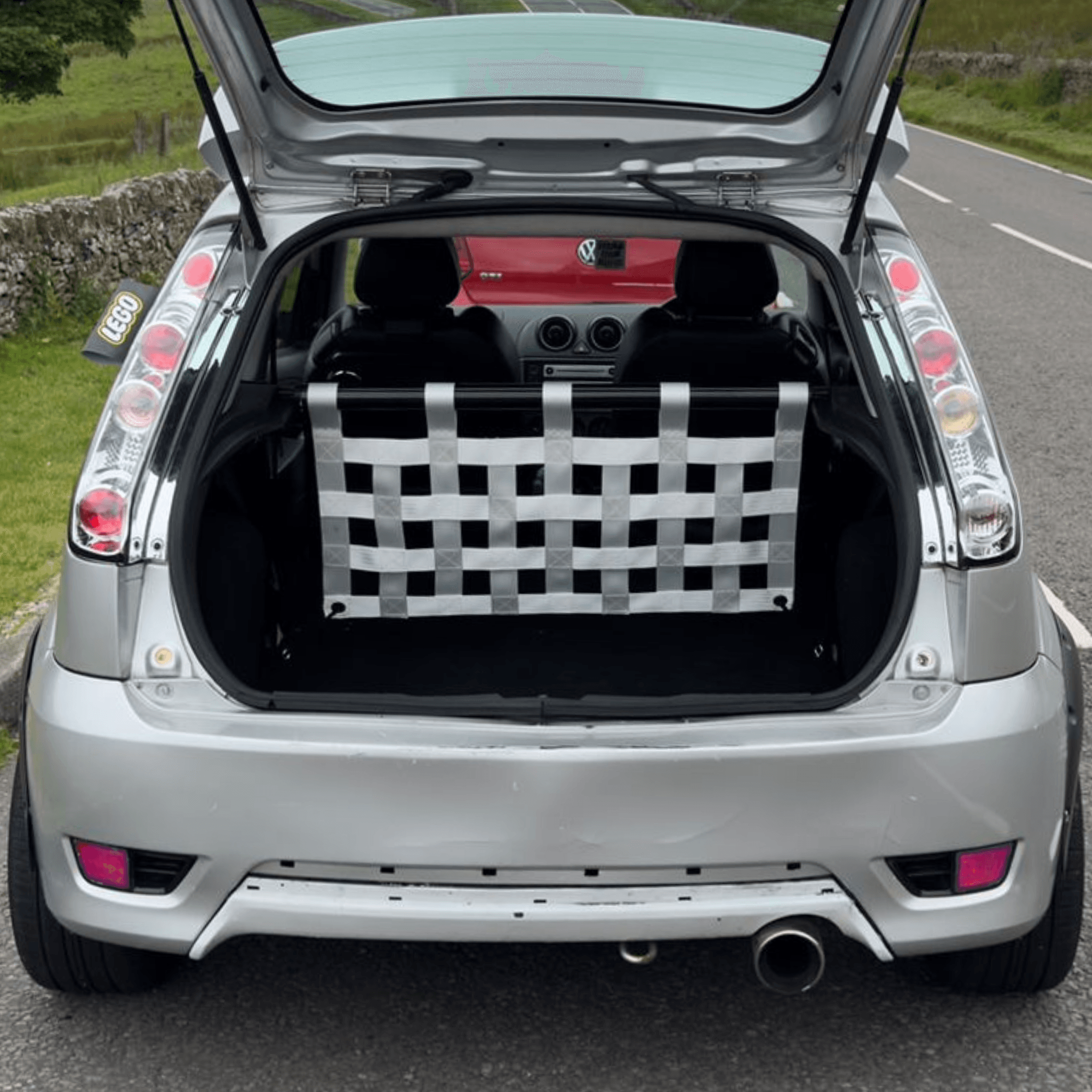 Ford Fiesta Mk6 ST150 Strut bar and Cargo net cargo-nets.co.uk