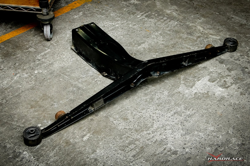 HARDRACE REAR UPPER SUPPORT ARM BUSH HardRace