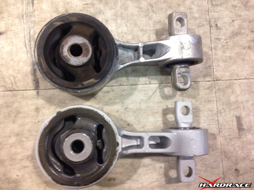 HARDRACE ENGINE MOUNT - RIGHT HardRace