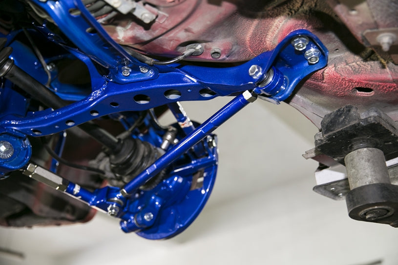 HARDRACE REAR LOWER ARM & TRACTION ROD ADJUSTABLE HardRace