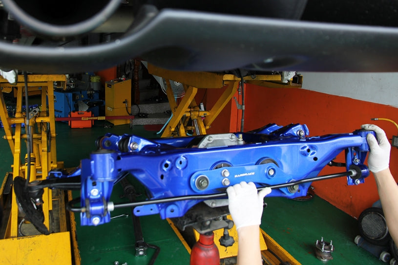 HARDRACE REAR DIFFERENTIAL SUPPORT ARM HardRace
