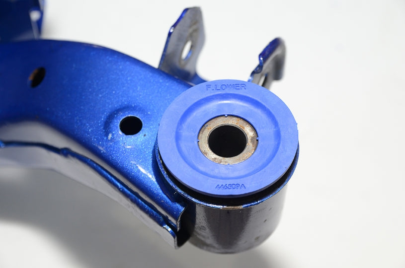 HARDRACE REAR SUBFRAME ANTI-VIBRATION INSERT HardRace