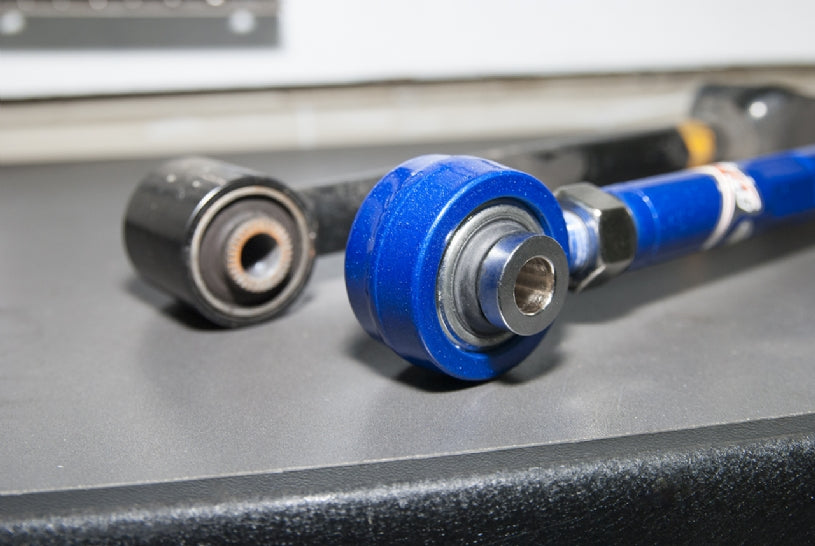HARDRACE REAR TRACTION ROD ADJUSTABLE HardRace