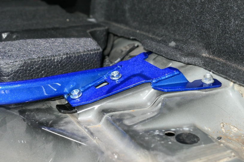 HARDRACE REAR STRUT BRACE HardRace