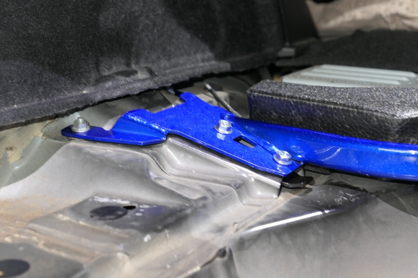 HARDRACE REAR STRUT BRACE HardRace