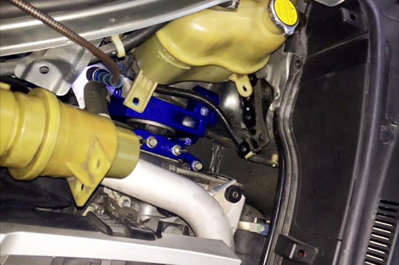HARDRACE ENGINE MOUNT - RIGHT HardRace
