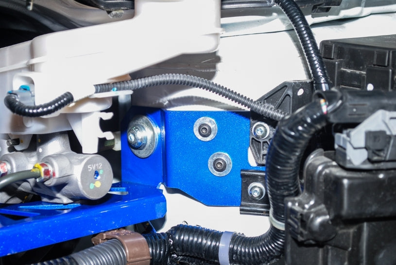 HARDRACE FRONT STRUT BRACE HardRace