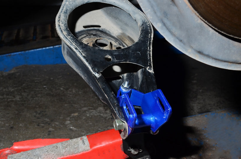 HARDRACE REAR ARM LOWERING KIT HardRace