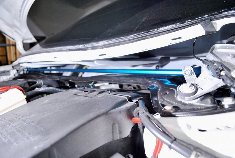 HARDRACE FRONT STRUT BRACE HardRace