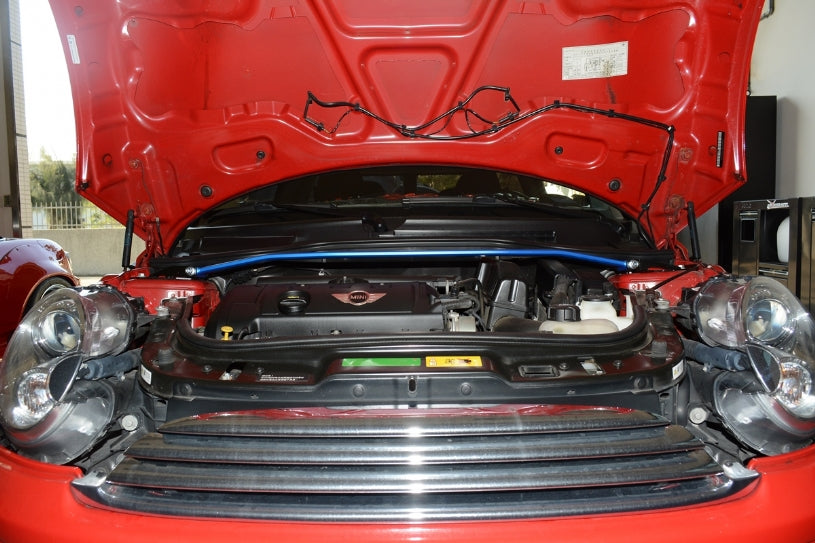 HARDRACE FRONT STRUT BRACE HardRace