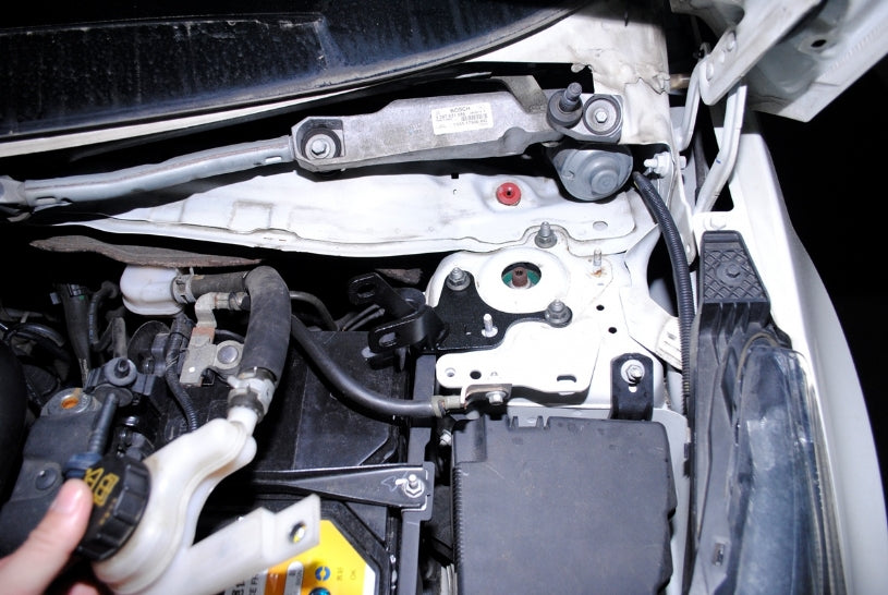 HARDRACE FRONT STRUT BRACE HardRace