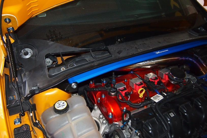 HARDRACE FRONT STRUT BRACE HardRace