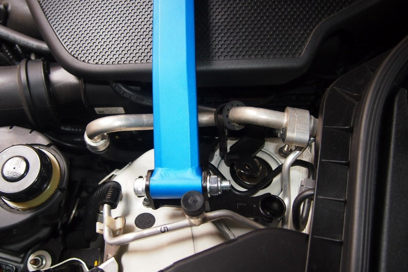 HARDRACE FRONT STRUT BRACE HardRace