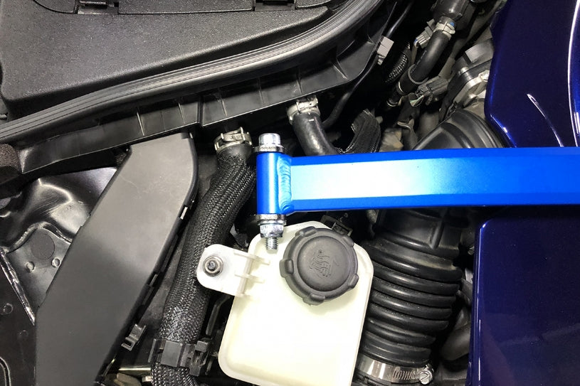HARDRACE FRONT STRUT BRACE HardRace