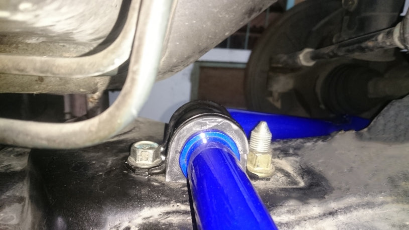 HARDRACE FRONT ANTI ROLL BAR HardRace