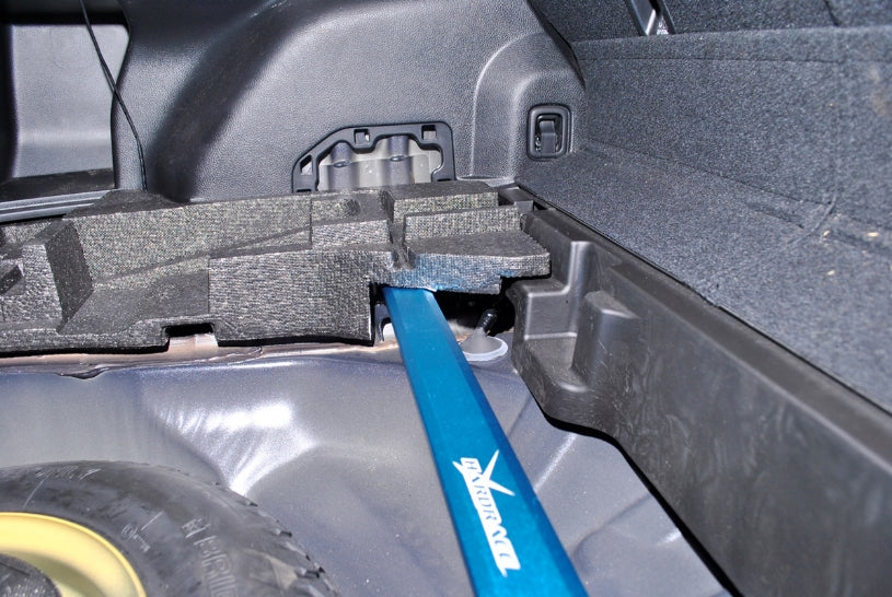 HARDRACE REAR STRUT BRACE HardRace
