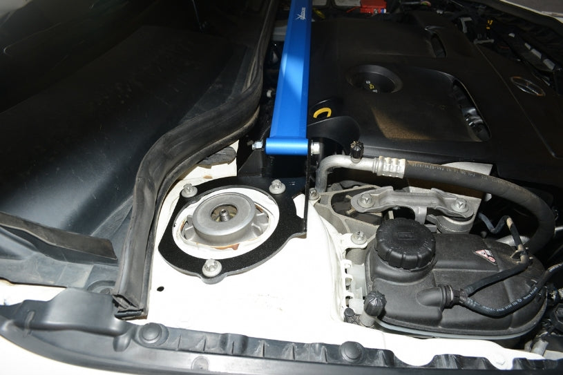 HARDRACE FRONT STRUT BRACE HardRace