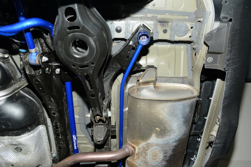 HARDRACE REAR SUBFRAME SUPPORT BRACE HardRace
