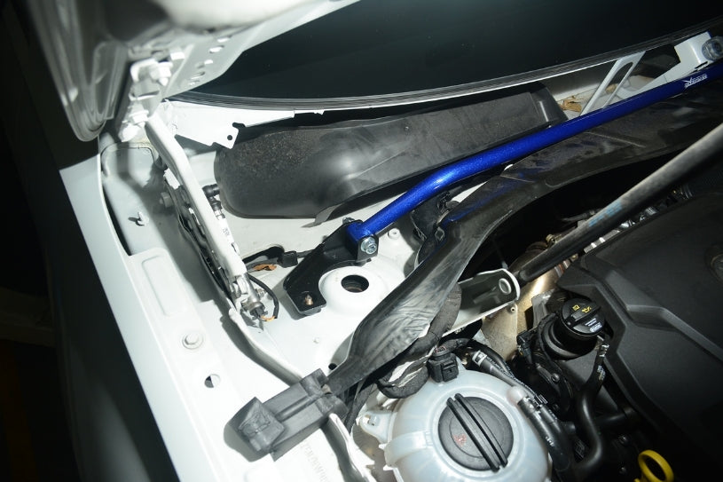 HARDRACE FRONT STRUT BRACE HardRace