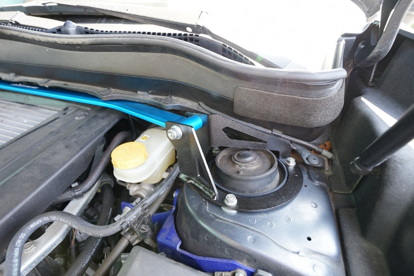HARDRACE FRONT STRUT BRACE HardRace