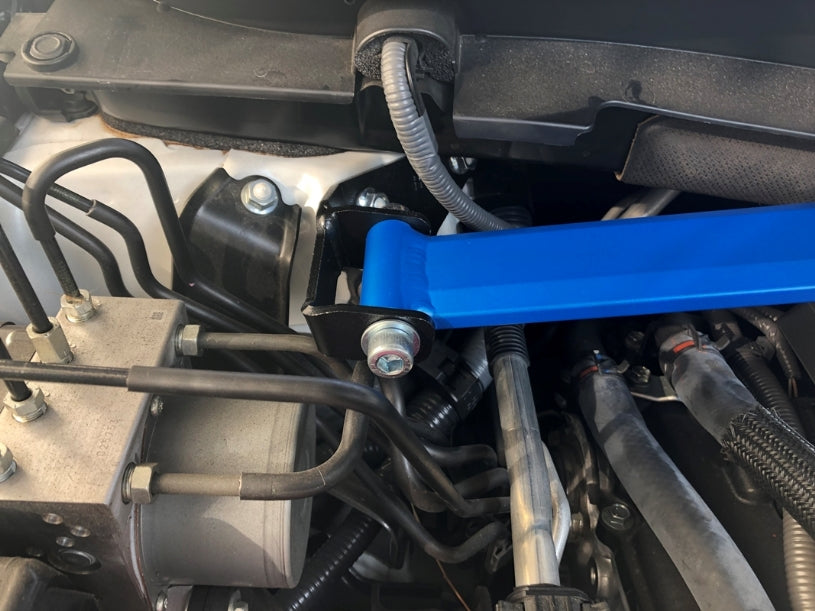 HARDRACE FRONT STRUT BRACE HardRace