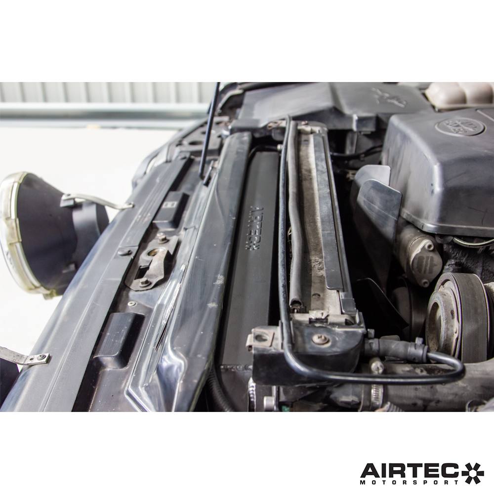 AIRTEC Motorsport Intercooler for Land Rover Discovery II TD5 Automatic