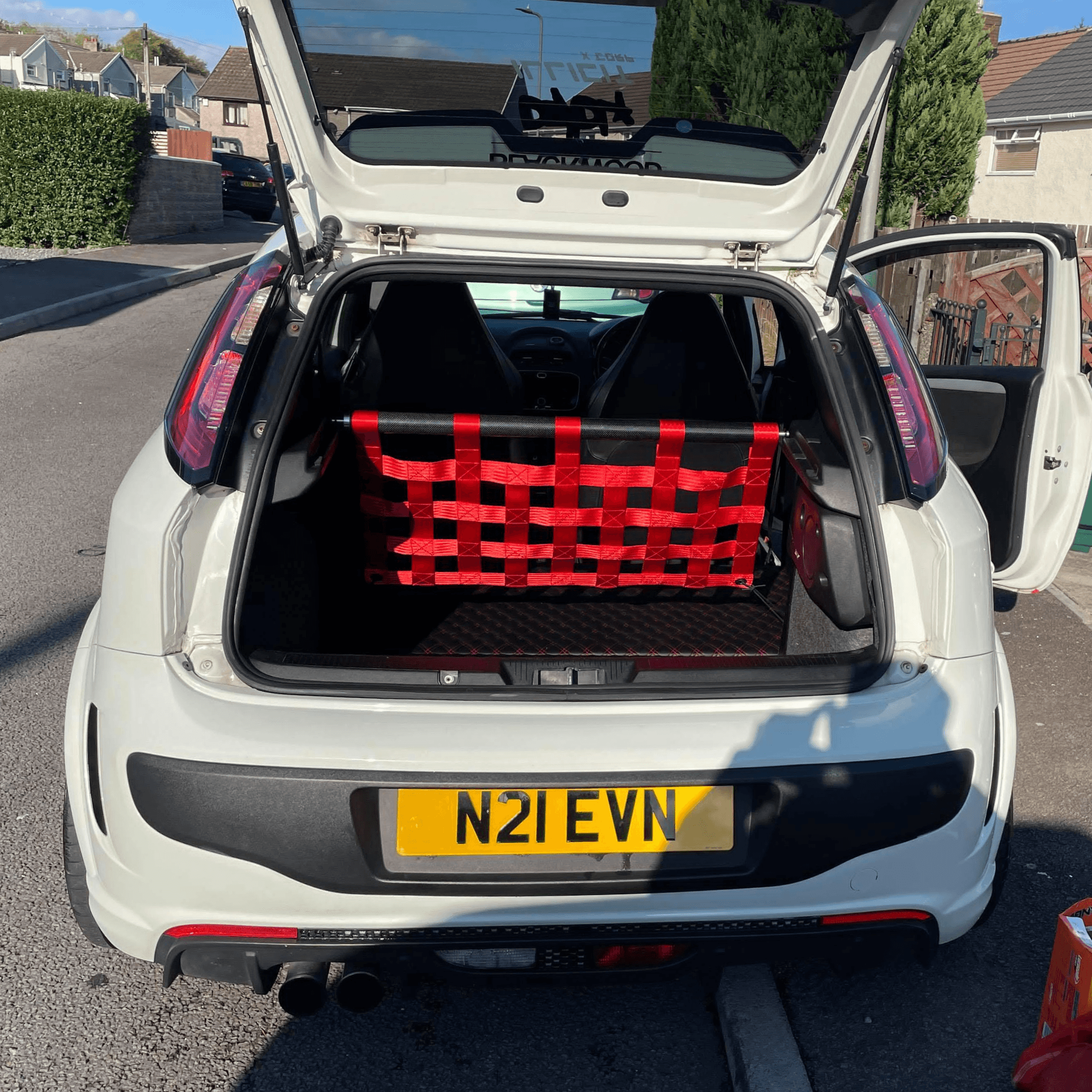 Abarth Punto Strut bar and Cargo net cargo-nets.co.uk