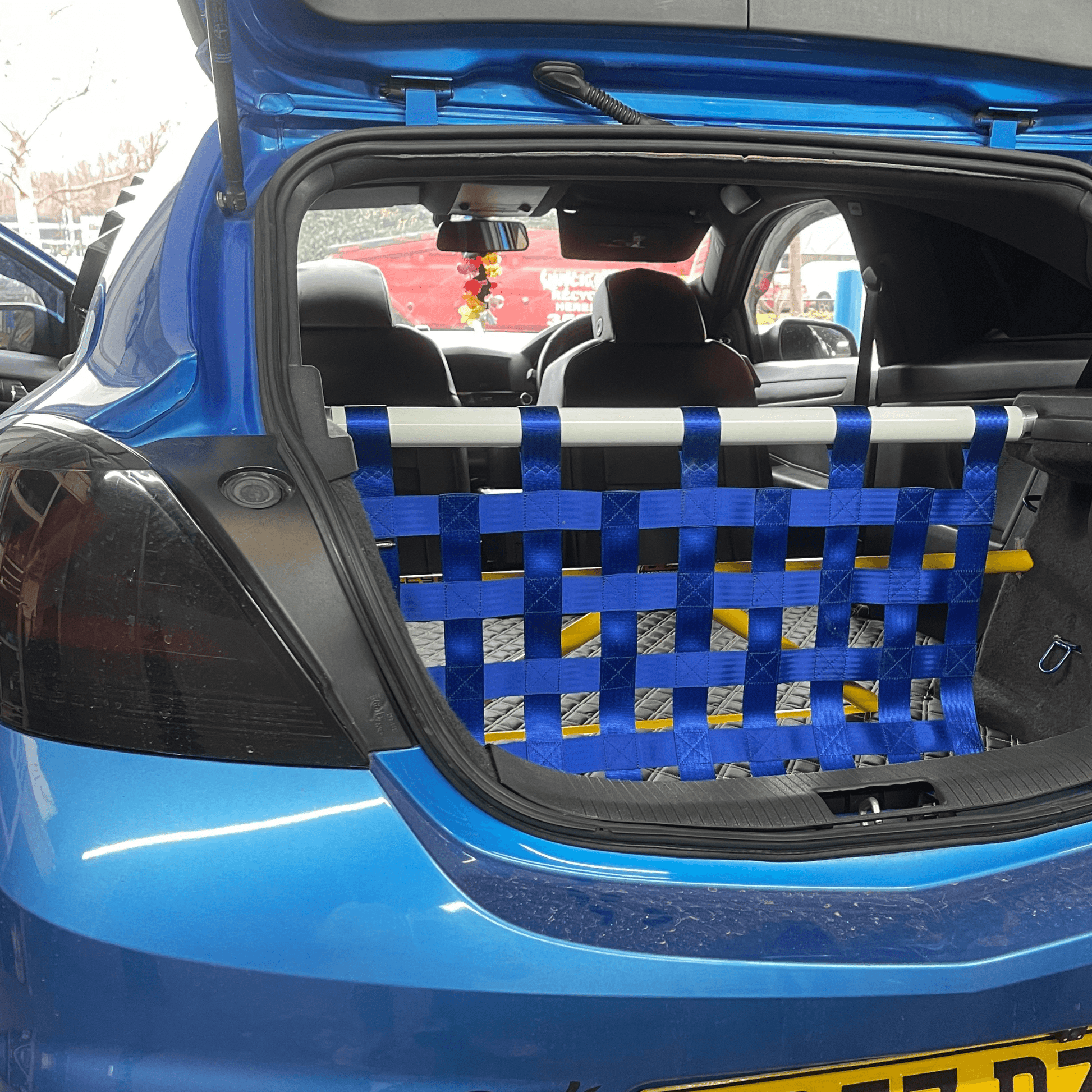 Vauxhall Astra Mk5 VXR Strut bar and Cargo net cargo-nets.co.uk