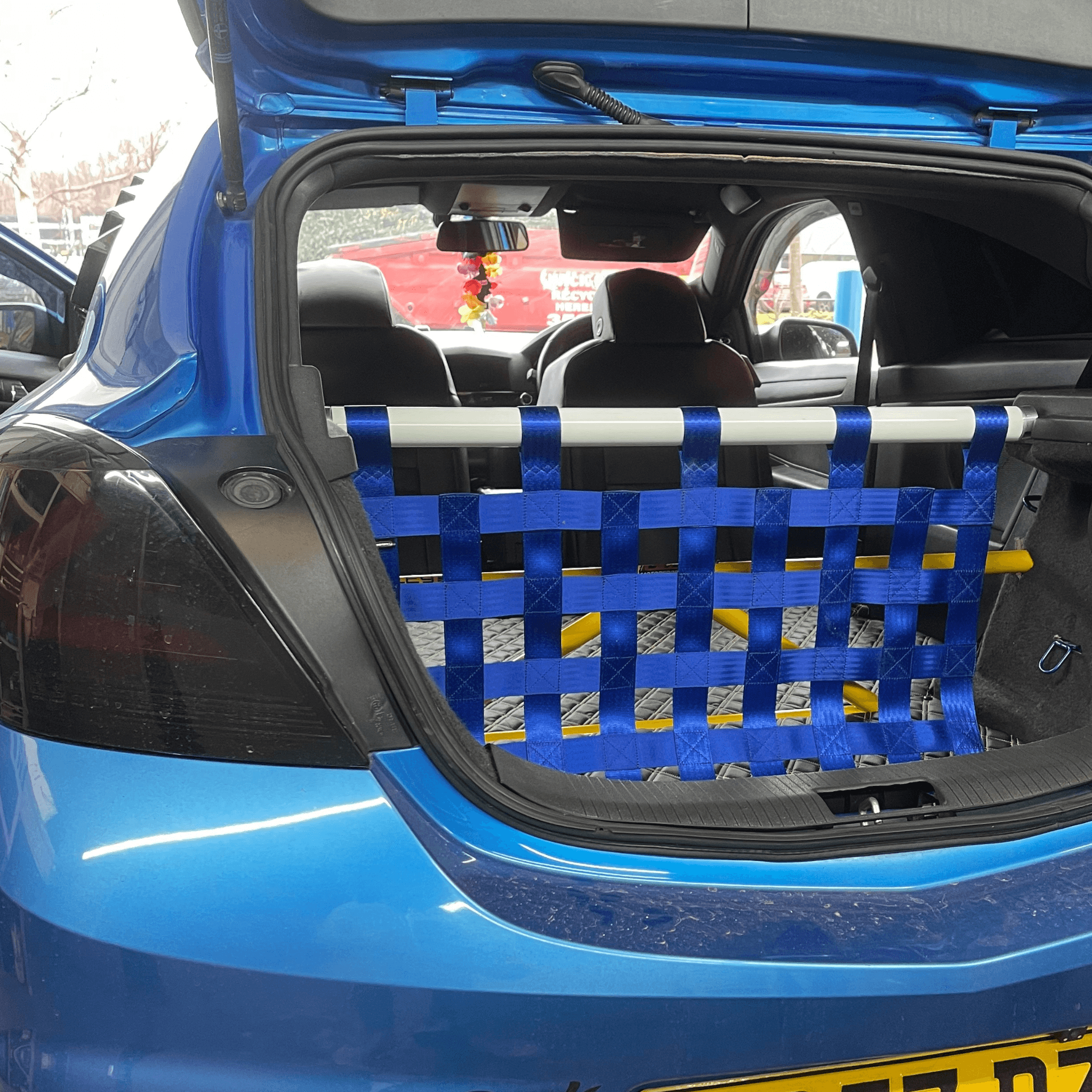 Vauxhall Astra Mk5 VXR Strut bar and Cargo net cargo-nets.co.uk