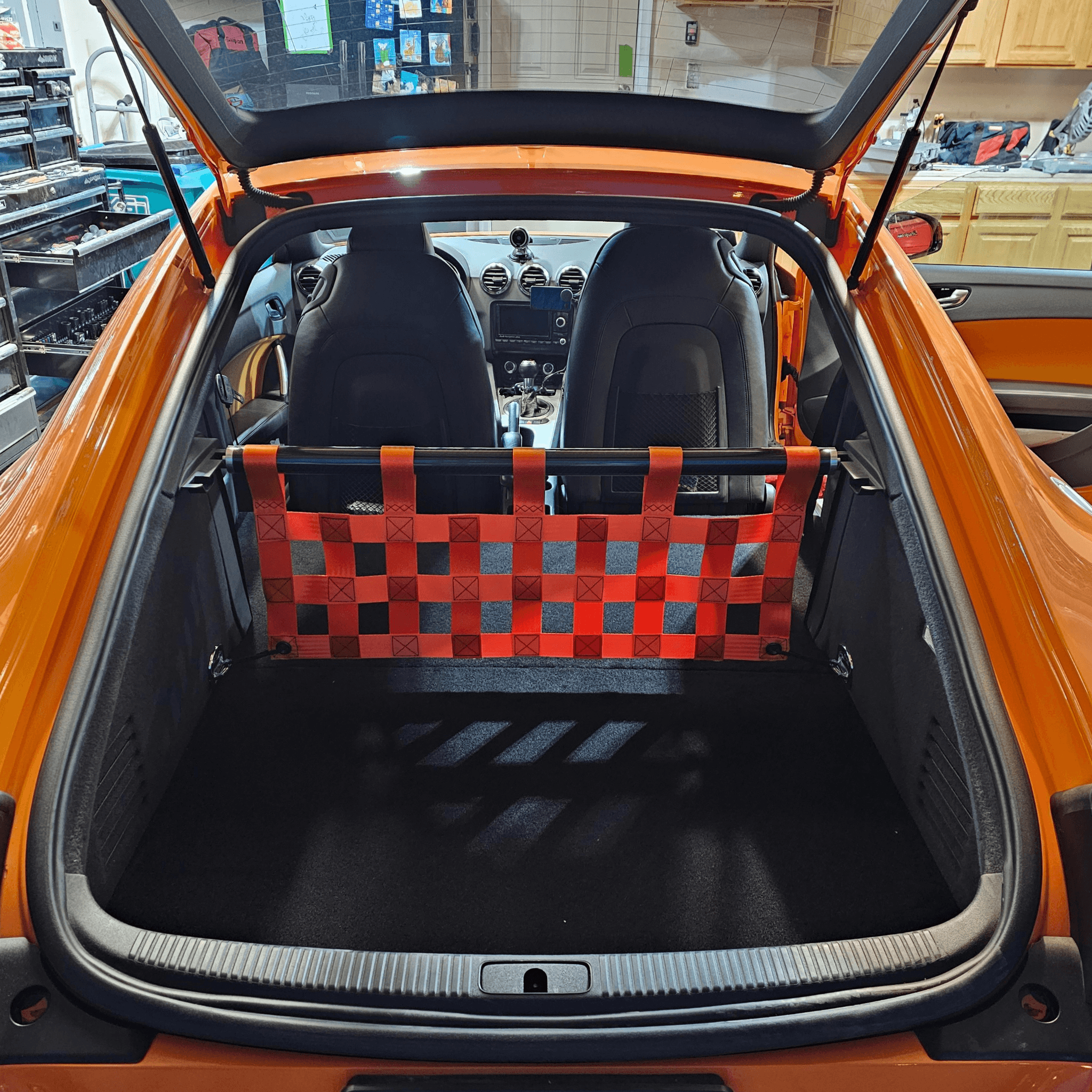 Audi TT Mk2 8J Strut bar and Cargo net cargo-nets.co.uk