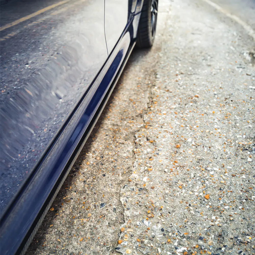 BMW M3/M4 F80/F82/F83 2014-2020 CARBON FIBRE SIDE SKIRTS - V1
