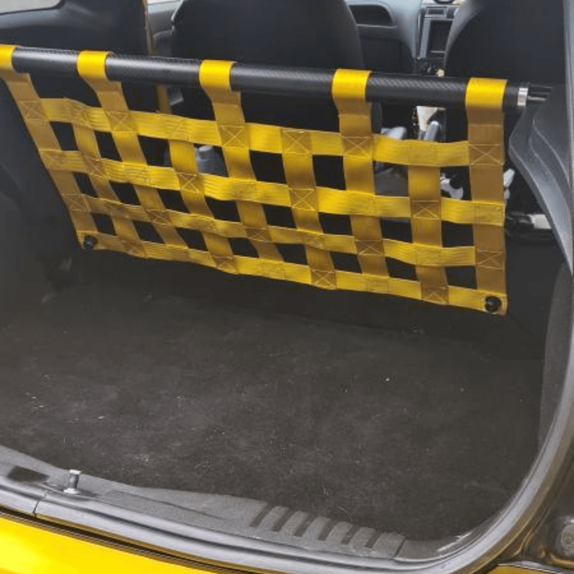 Ford Fiesta Mk6 ST150 Strut bar and Cargo net cargo-nets.co.uk