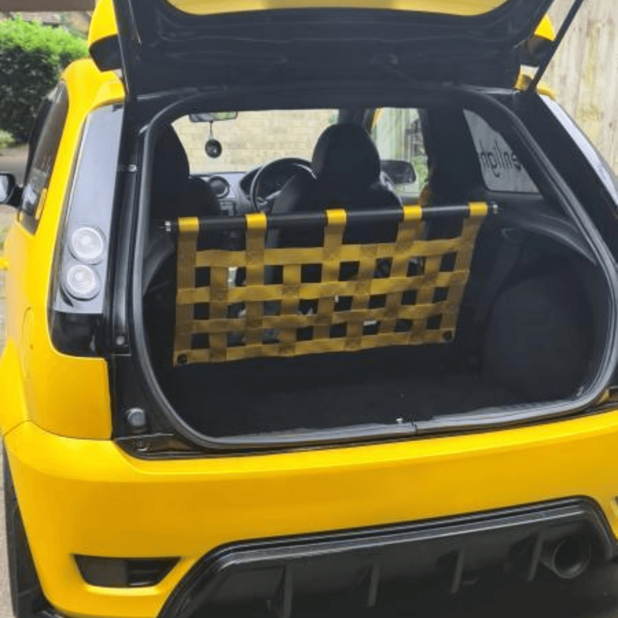 Ford Fiesta Mk6 ST150 Strut bar and Cargo net cargo-nets.co.uk