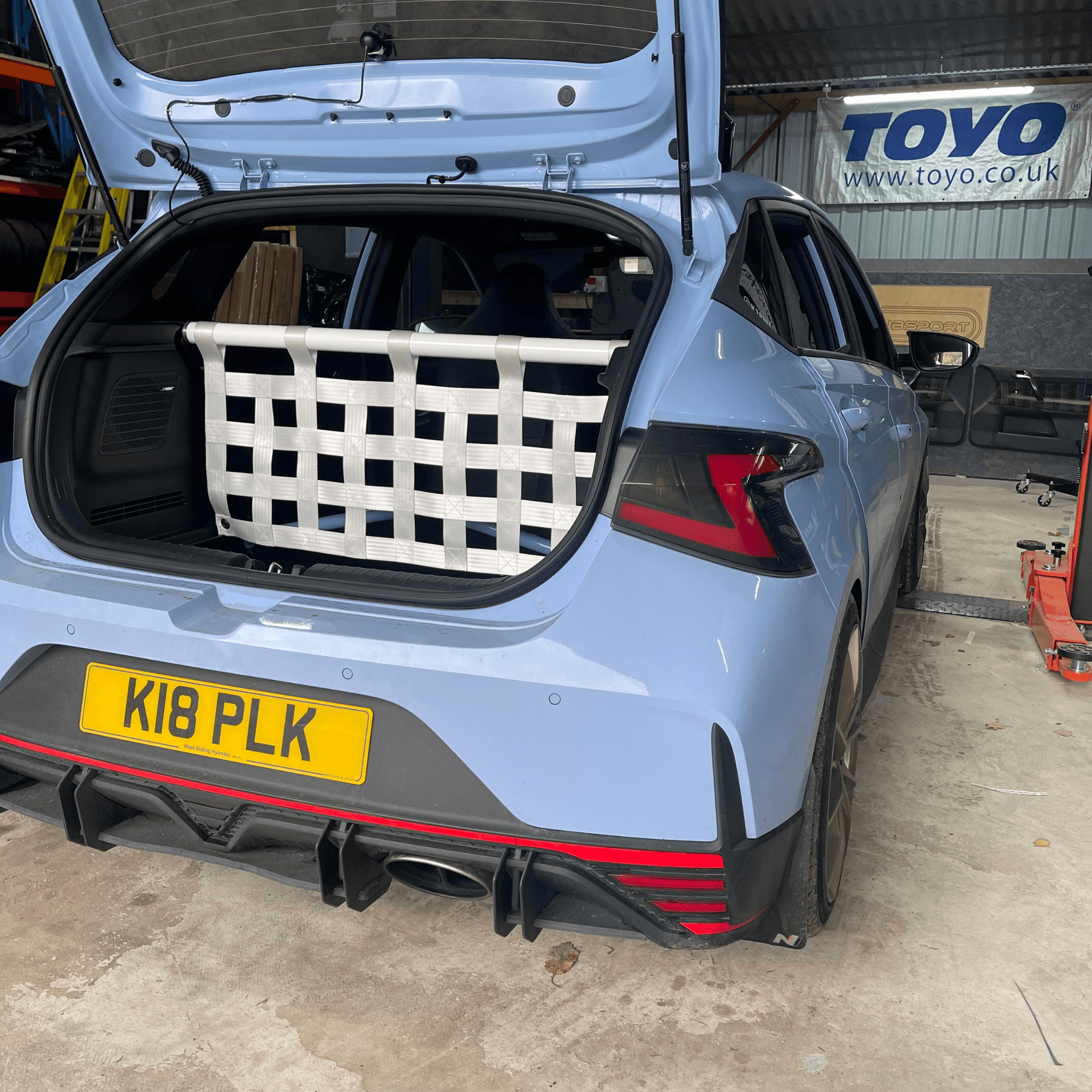 Hyundai i20N Strut bar and Cargo net cargo-nets.co.uk
