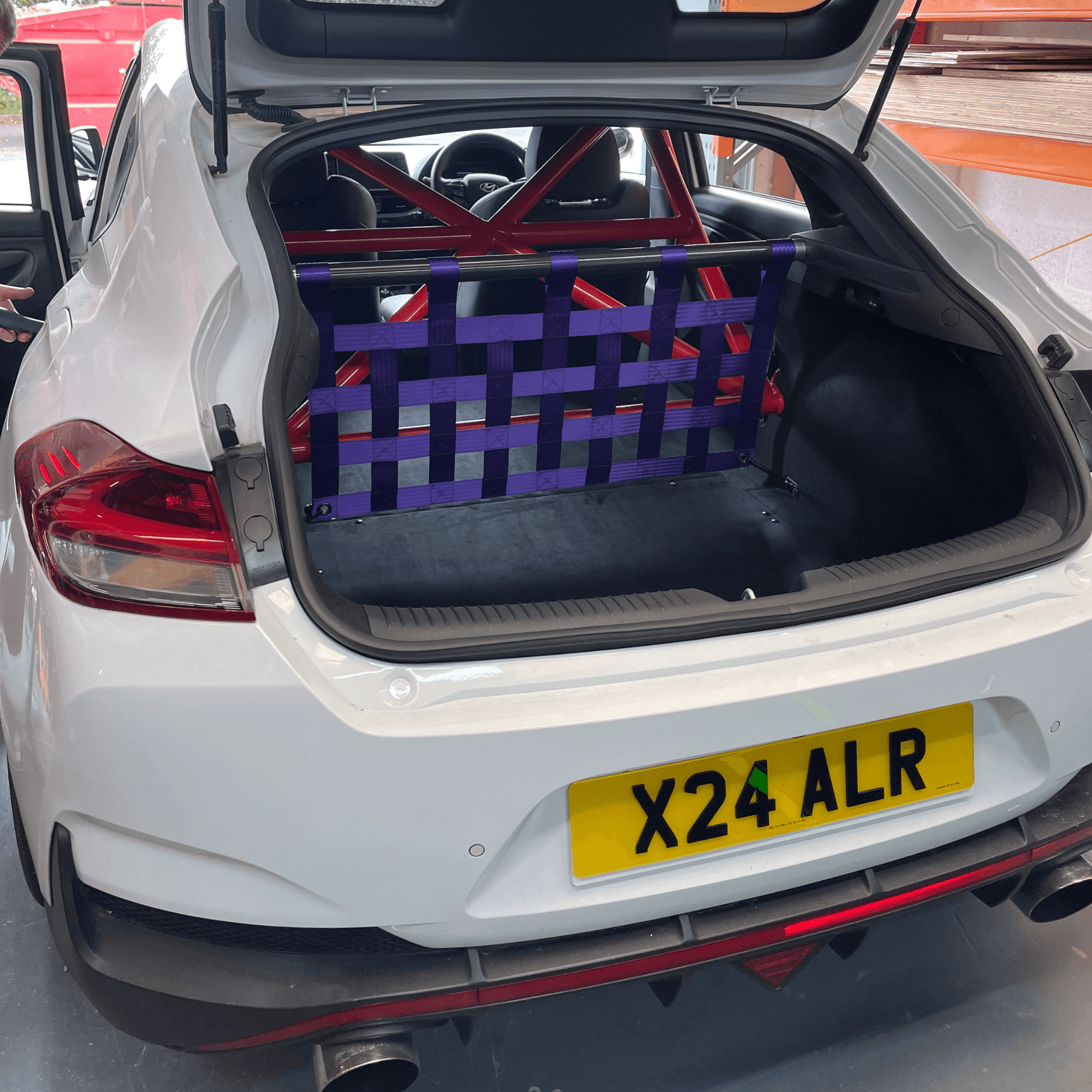 Hyundai i30N Fastback Strut bar and Cargo net cargo-nets.co.uk