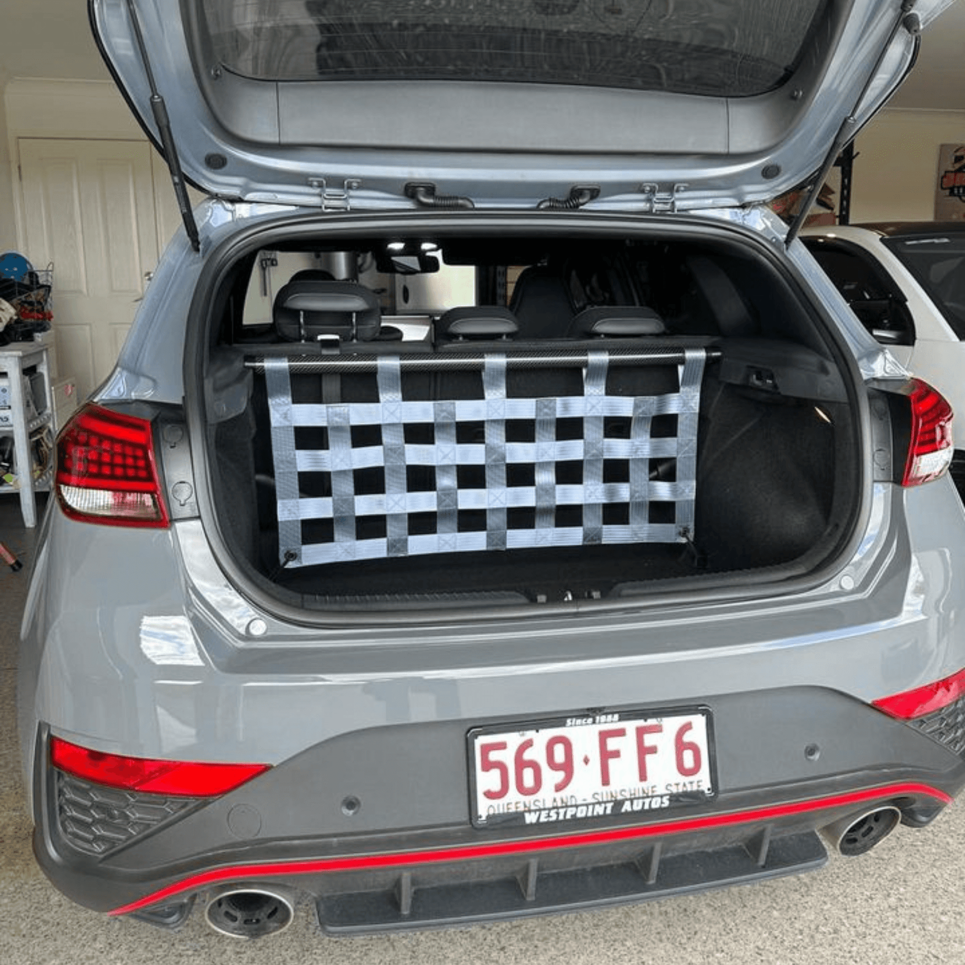 Hyundai i30N Strut bar and Cargo net cargo-nets.co.uk