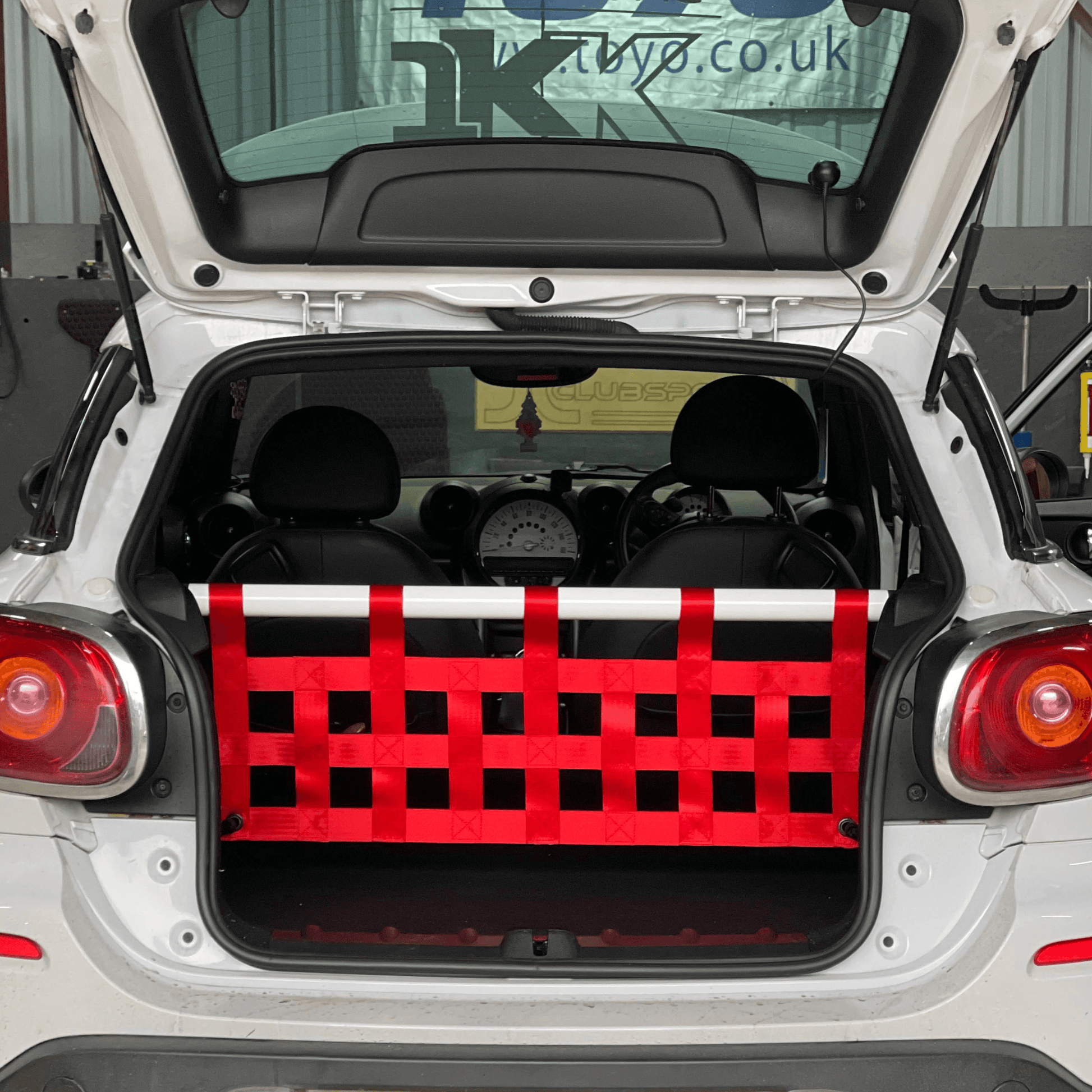 Mini Paceman Cooper S R61 Strut bar and Cargo net cargo-nets.co.uk