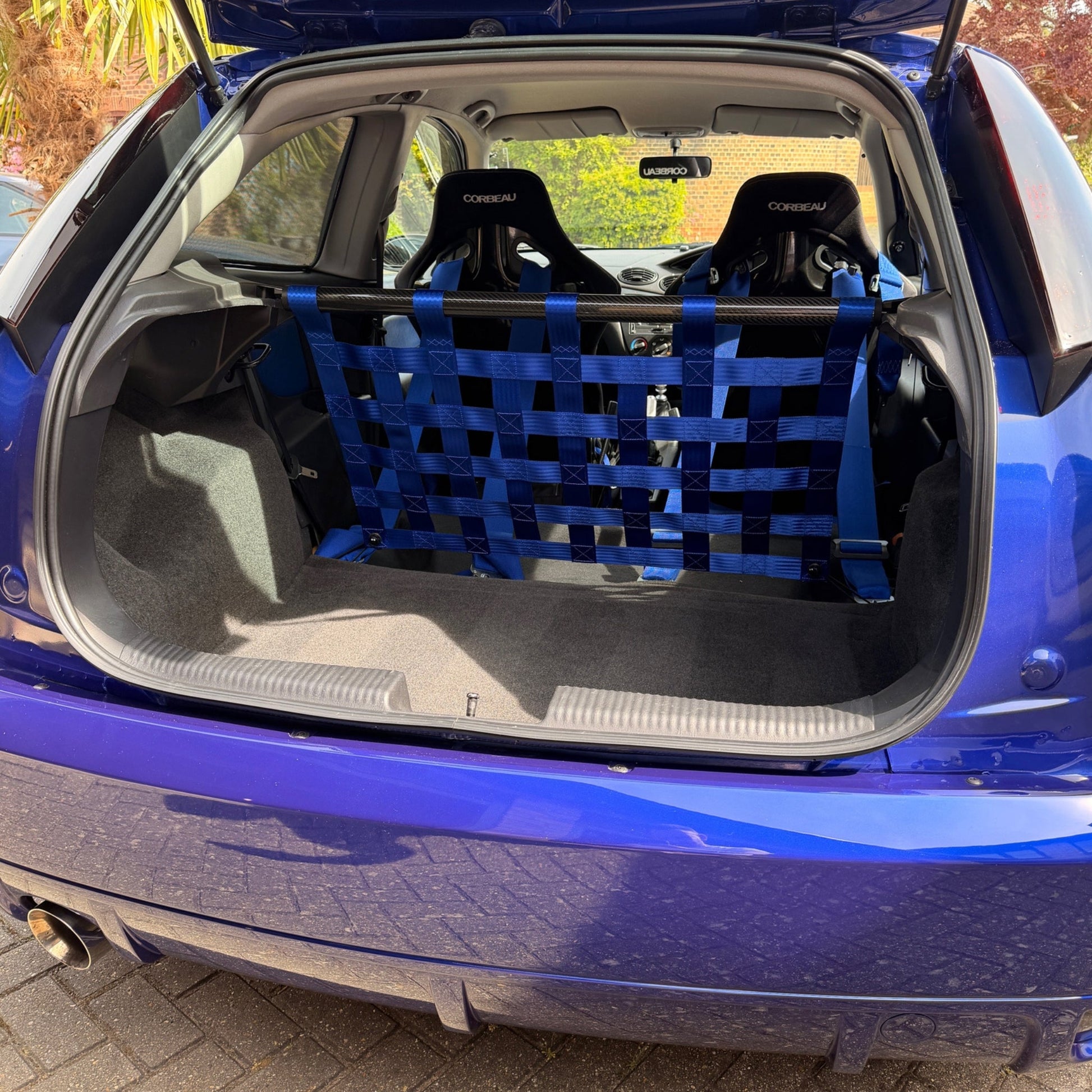 Ford Focus Mk1 ST RS Strut Bar and Cargo Net cargo-nets.co.uk