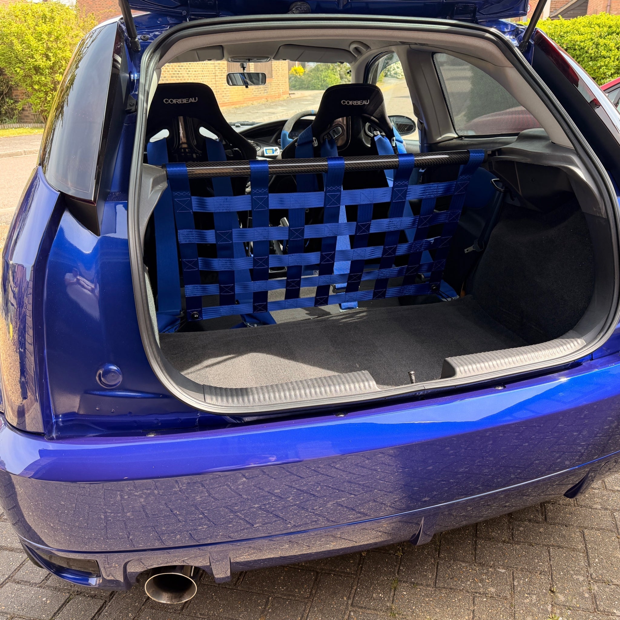 Ford Focus Mk1 ST RS Strut Bar and Cargo Net cargo-nets.co.uk