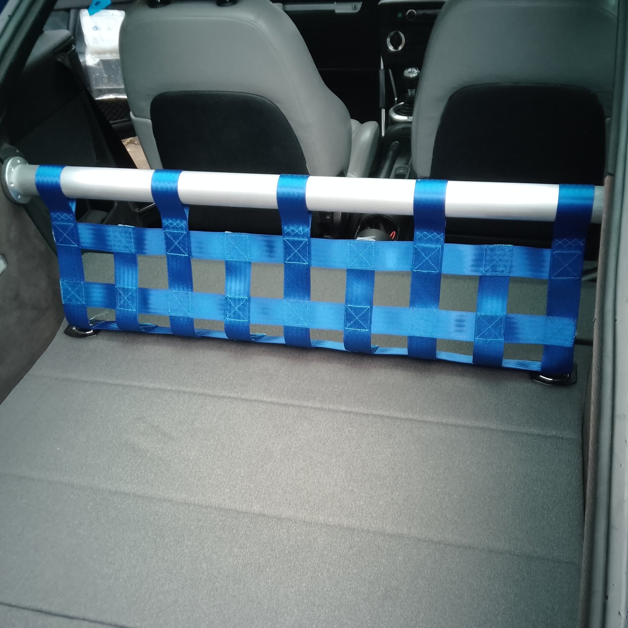 Audi TT Mk1 8N Strut bar and Cargo net cargo-nets.co.uk