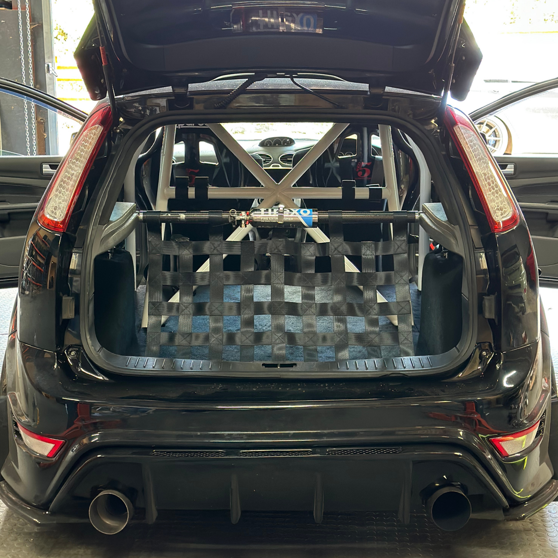 Ford Focus Mk2 ST RS Strut bar and Cargo net cargo-nets.co.uk