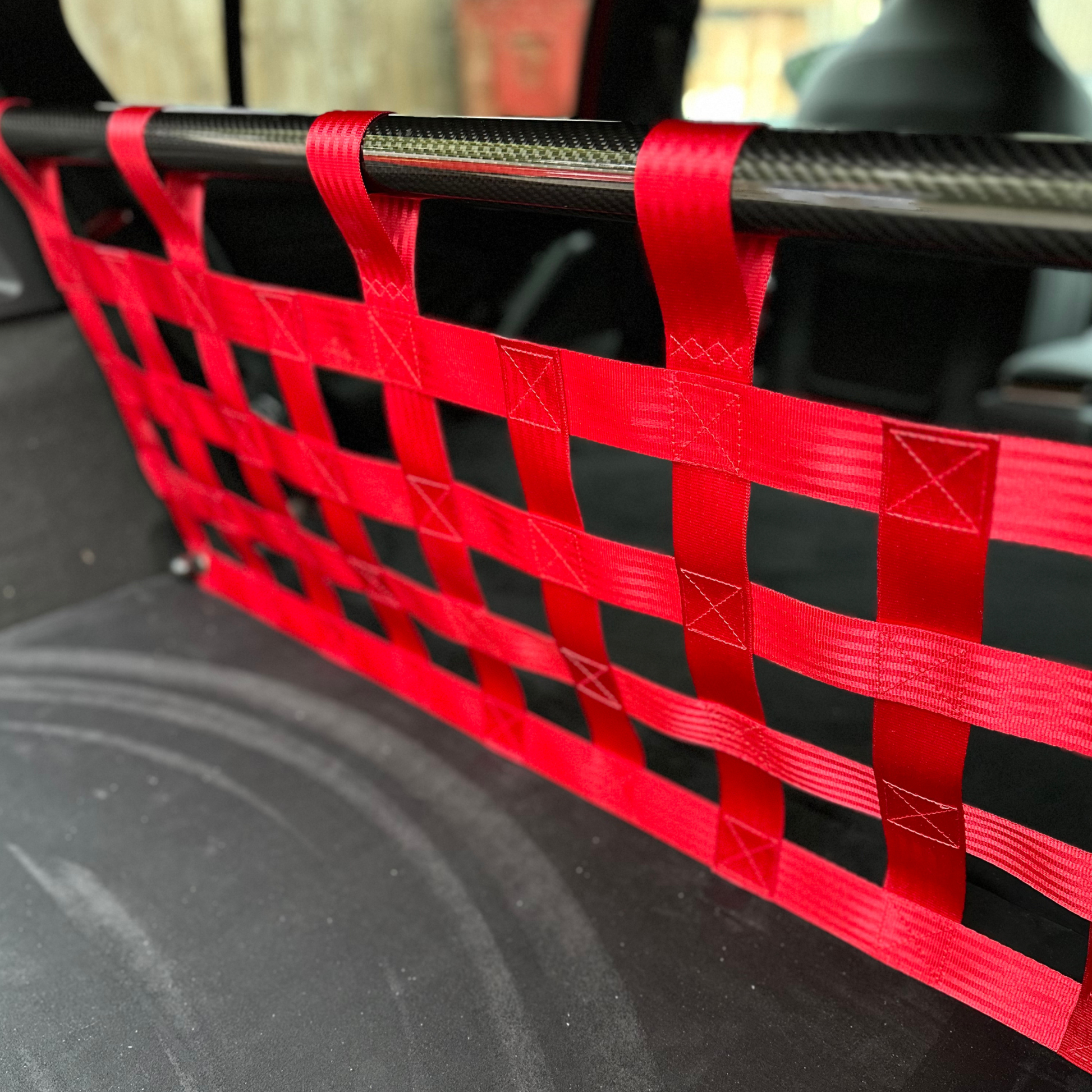 Ford Focus Mk4 ST Strut Bar and Cargo Net cargo-nets.co.uk