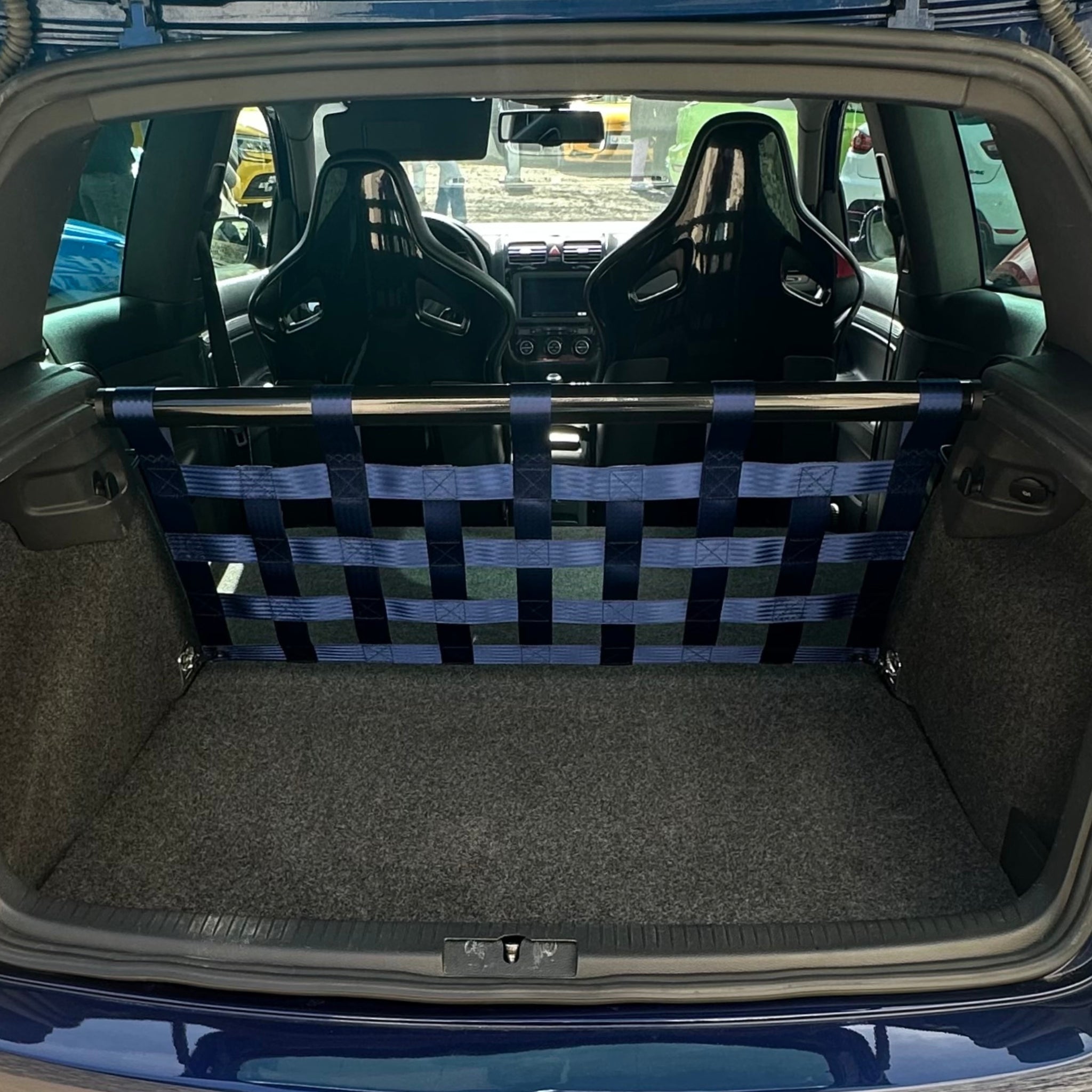 VW Golf Mk5 GTI Strut bar and Cargo net cargo-nets.co.uk