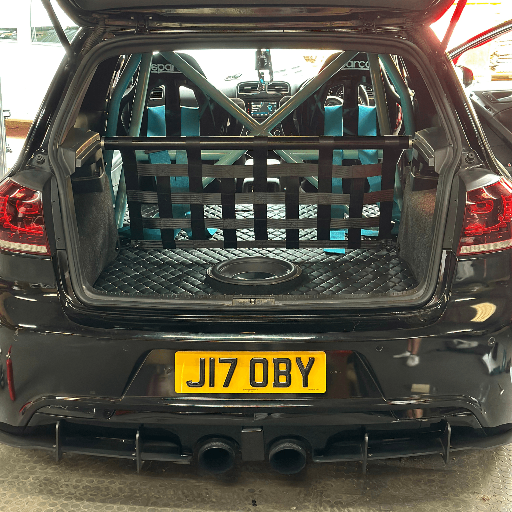 VW Golf Mk6 R GTI Strut bar and Cargo net cargo-nets.co.uk