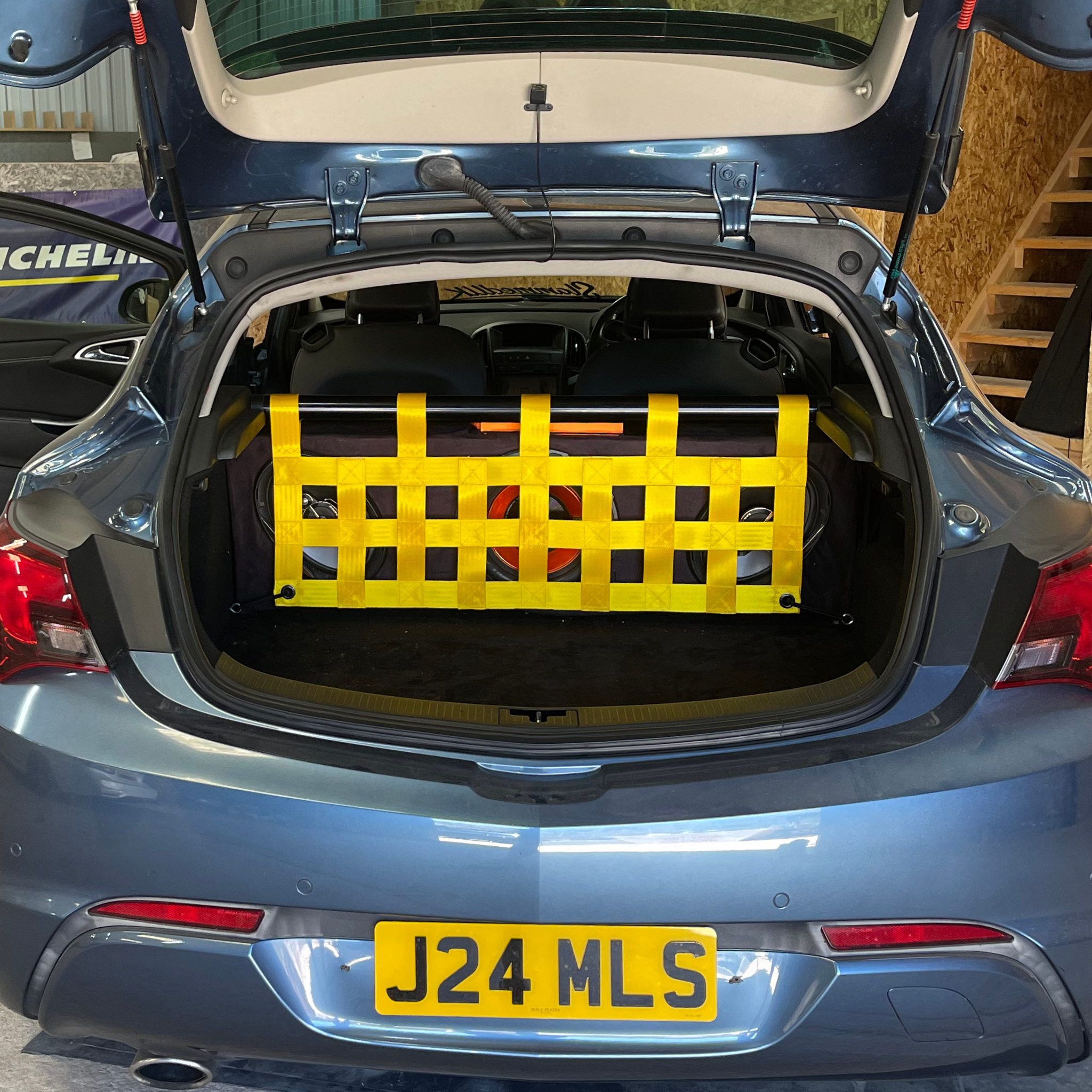 Vauxhall Astra Mk6 VXR Strut Bar and Cargo Net cargo-nets.co.uk