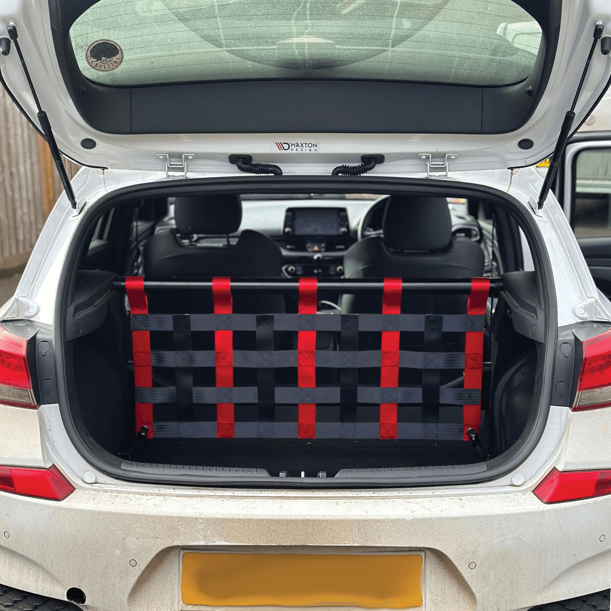 Hyundai i30N Strut bar and Cargo net cargo-nets.co.uk