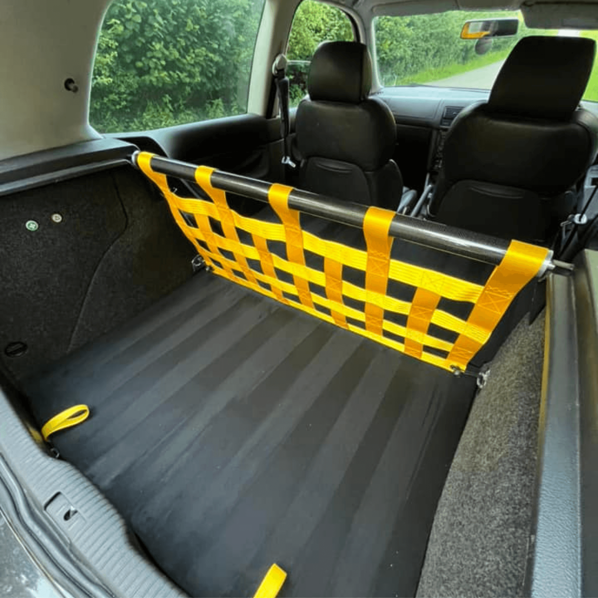 VW Golf Mk4 GTI R32 Strut bar and Cargo net cargo-nets.co.uk