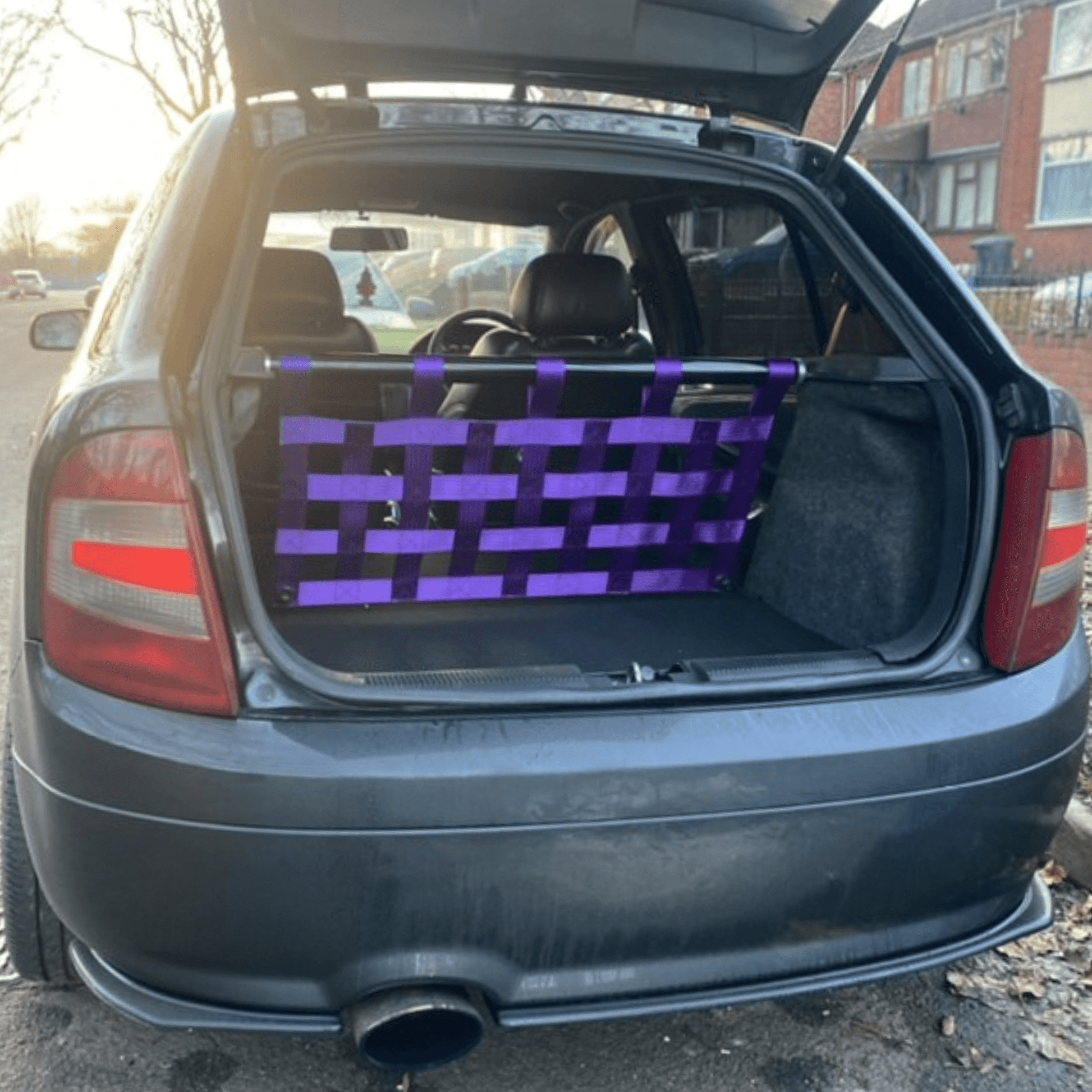 Skoda Fabia vRS Mk1 6Y Strut Bar and Cargo Net cargo-nets.co.uk
