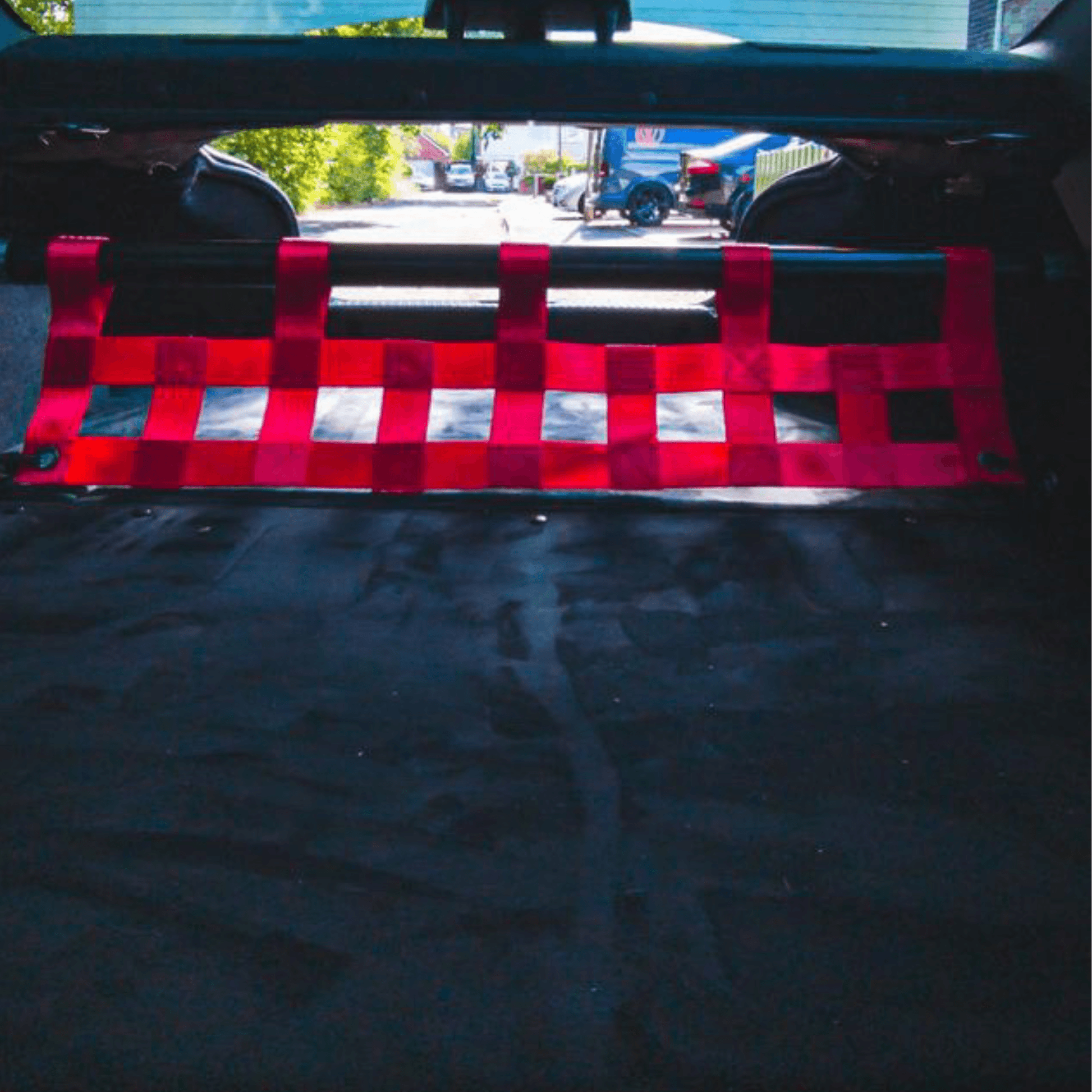 Toyota GT86 Strut bar and Cargo net cargo-nets.co.uk