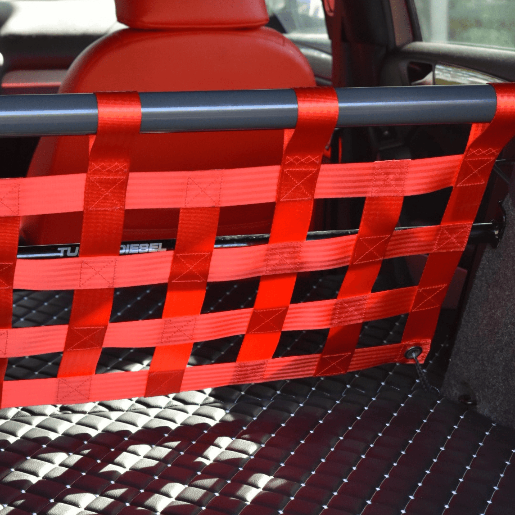 VW Golf Mk5 GTI Strut bar and Cargo net cargo-nets.co.uk